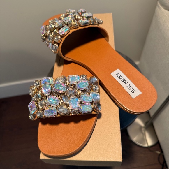 Steve Madden Brionna Jeweled Slide - Size 8.5 - Nude - Picture 1 of 6